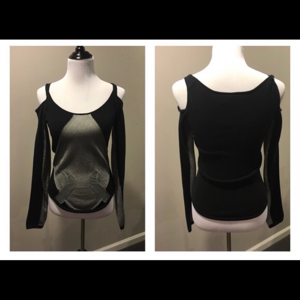 Gray/black top with open shoulders & long sleeves